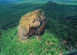 Sri Lanka tea hills and coastline, tour packages from Karachi